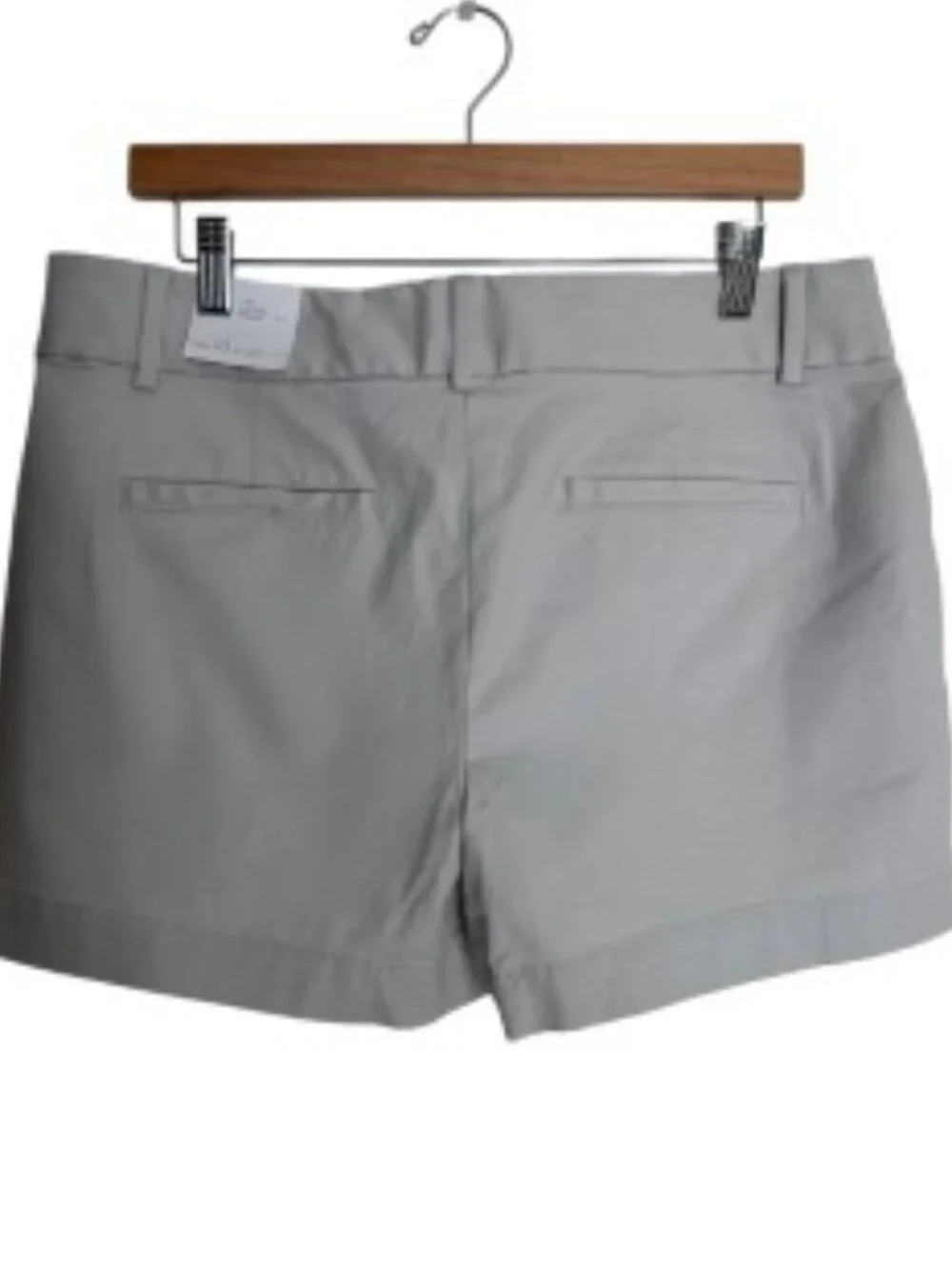 NWT Loft Grey Riviera Short 10